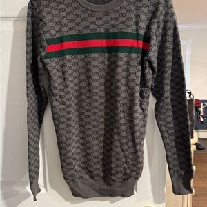 Gucci Gray and Red Crewneck Sweater with Textured Pattern